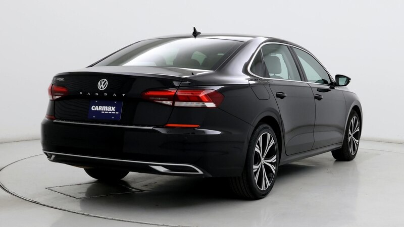 2022 Volkswagen Passat SE 8