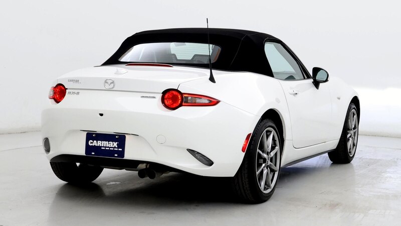 2022 Mazda MX-5 Miata Grand Touring 8