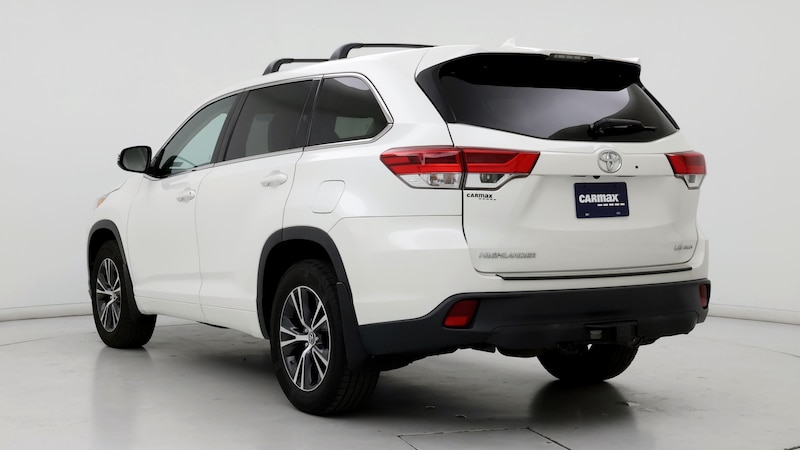 2017 Toyota Highlander LE 2