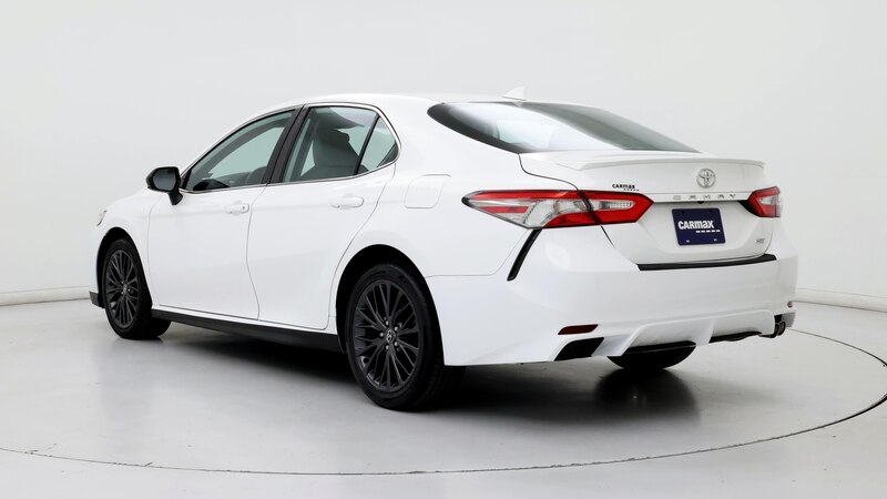 2019 Toyota Camry SE 2