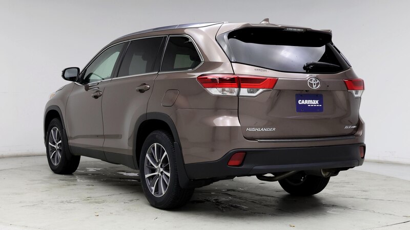 2019 Toyota Highlander XLE 2