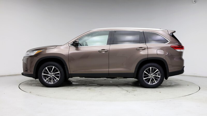 2019 Toyota Highlander XLE 3