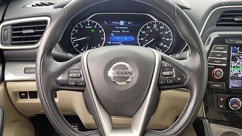 2021 Nissan Maxima SV 10