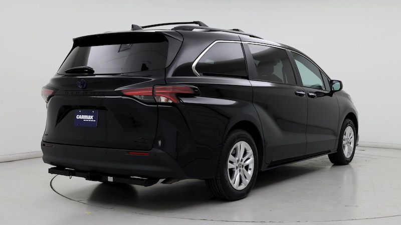 2022 Toyota Sienna L 8