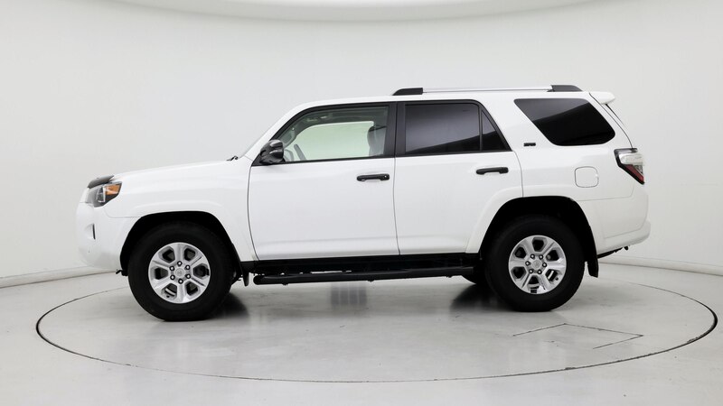 2022 Toyota 4Runner SR5 3