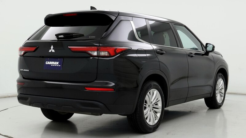 2022 Mitsubishi Outlander ES 8