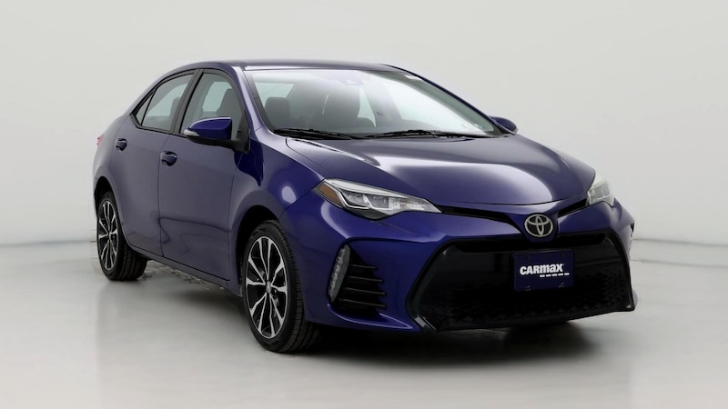 2017 Toyota Corolla SE Hero Image