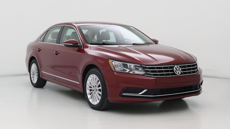 2017 Volkswagen Passat SE Hero Image