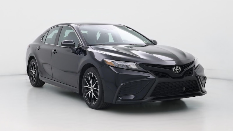 2023 Toyota Camry SE Hero Image