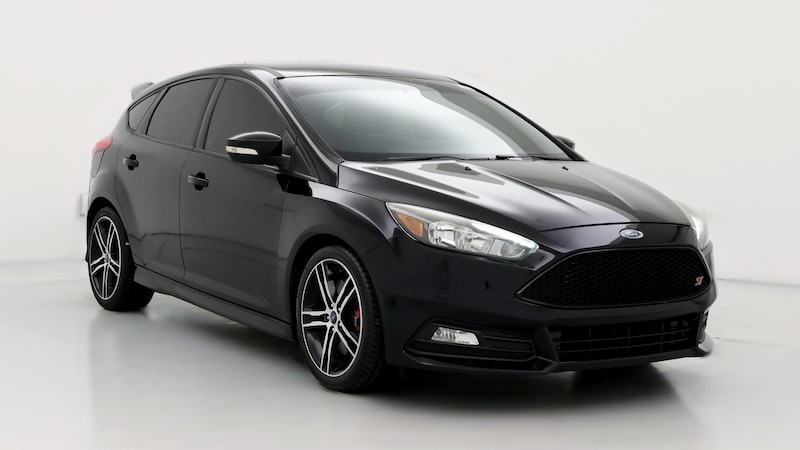 2017 Ford Focus ST Hero Image