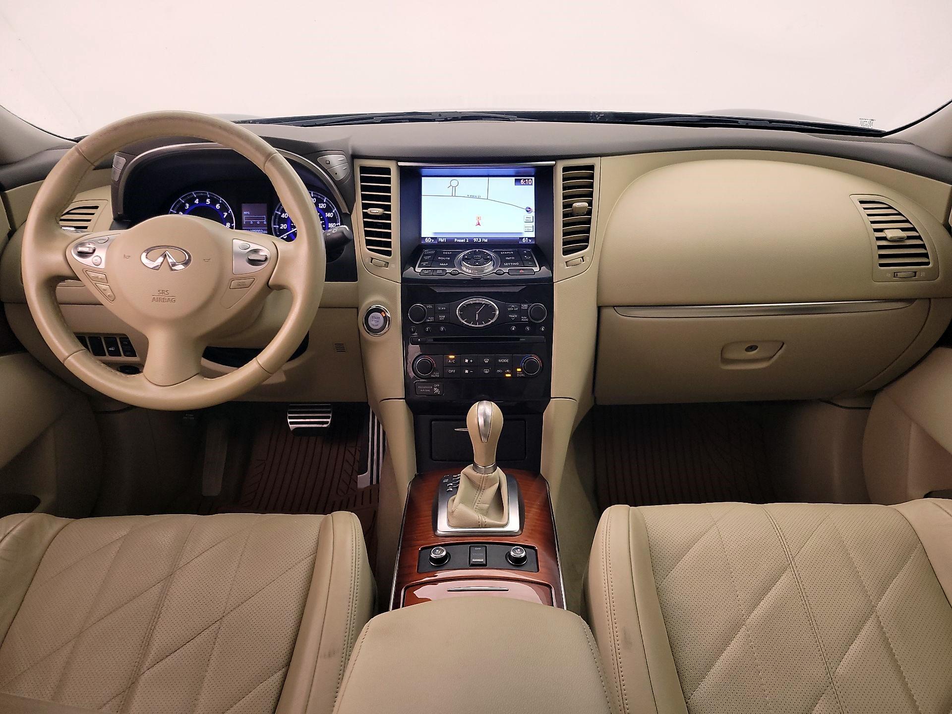 Thumbnail: 2016 INFINITI QX70 - 9