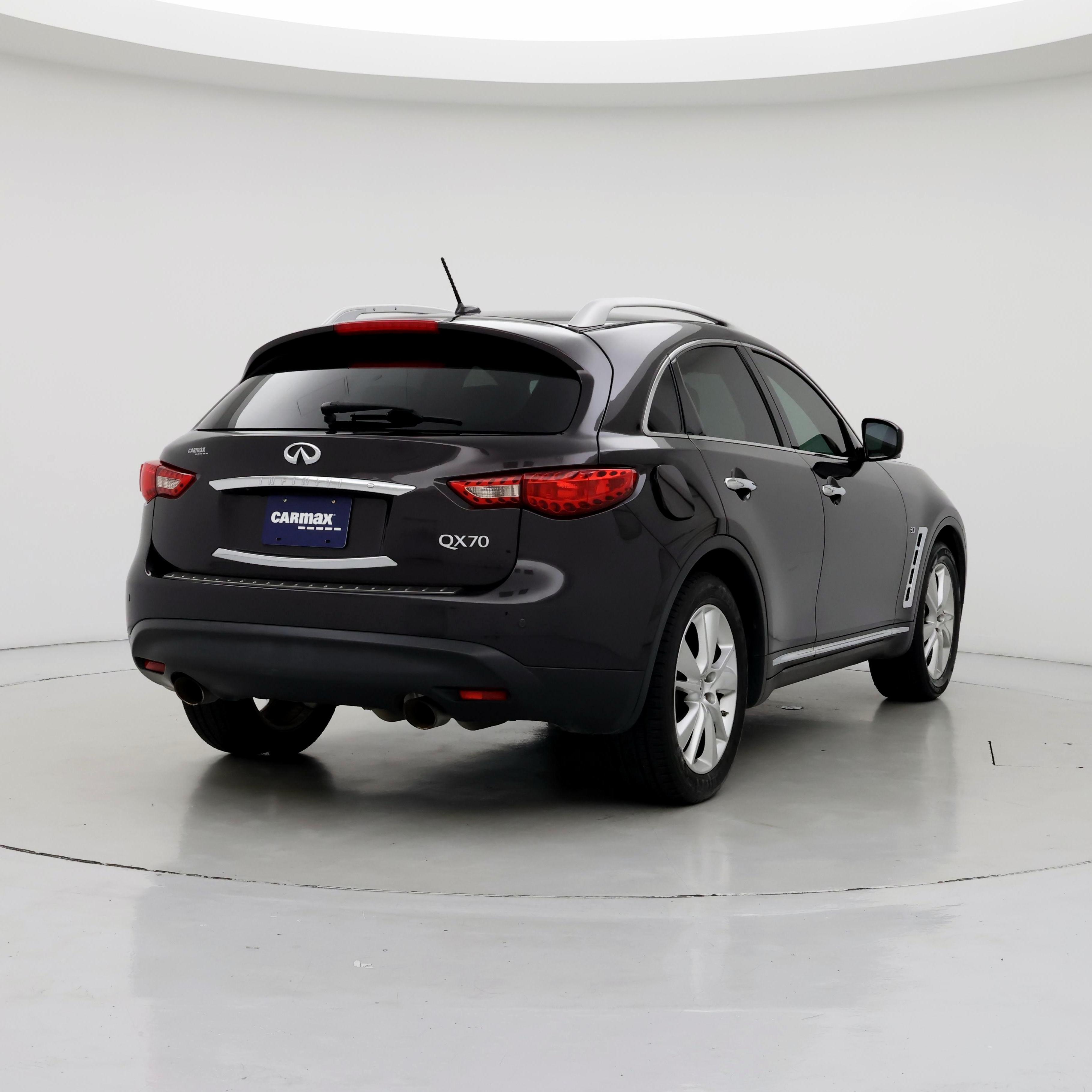 Thumbnail: 2016 INFINITI QX70 - 8