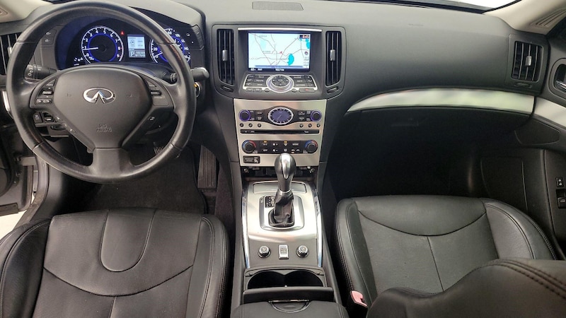 2013 INFINITI G37  9