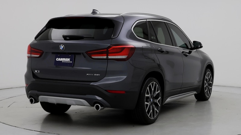 2022 BMW X1 xDrive28i 8