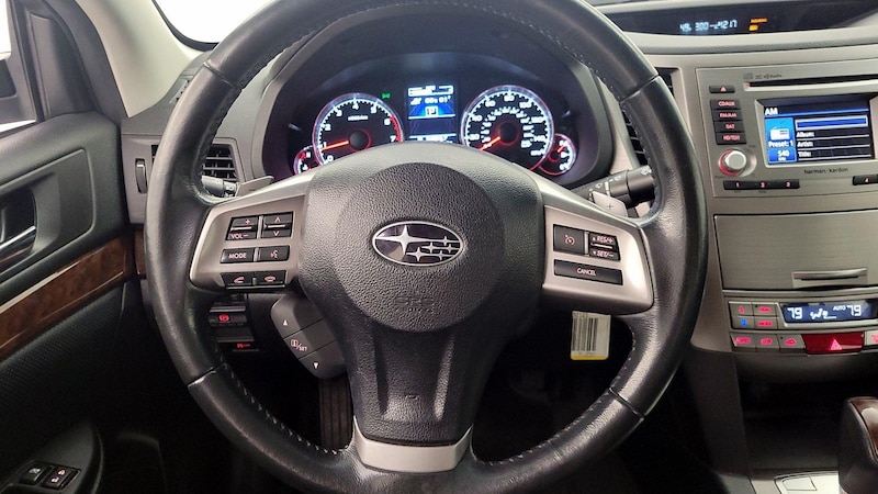 2013 Subaru Legacy Limited 10