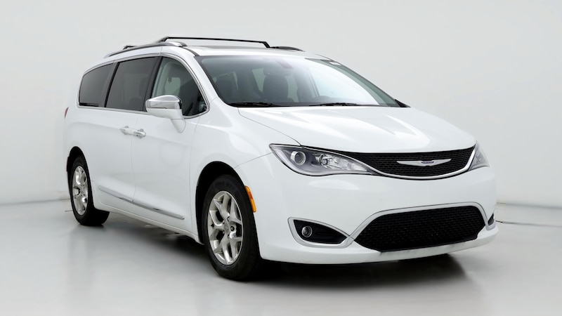 2020 Chrysler Pacifica Limited Hero Image