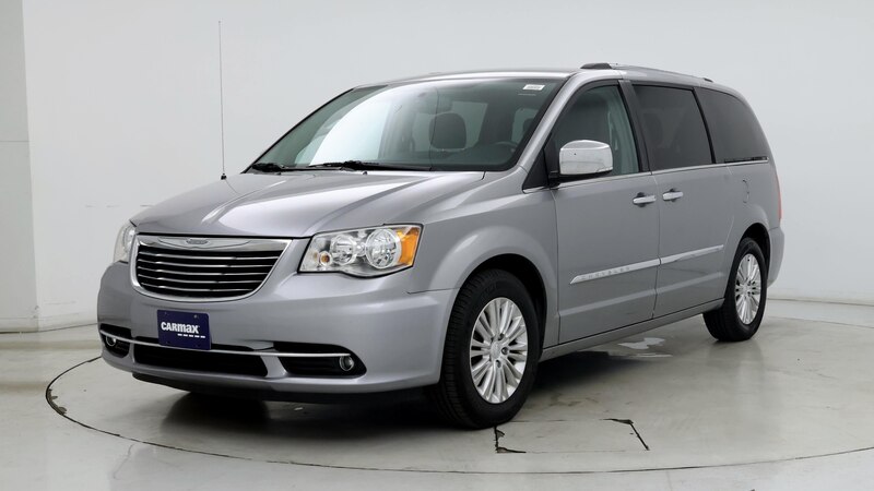 2016 Chrysler Town & Country  4