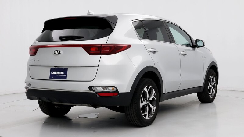 2020 Kia Sportage LX 8