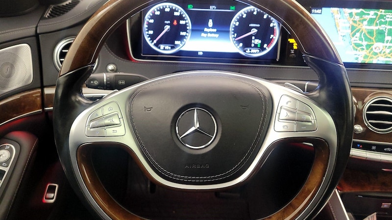 2015 Mercedes-Benz S-Class S 550 10