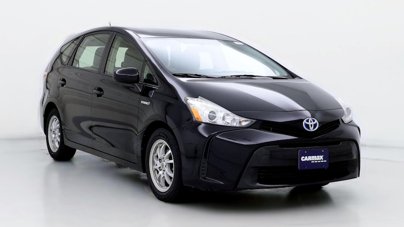 2016 Toyota Prius v Two Hero Image