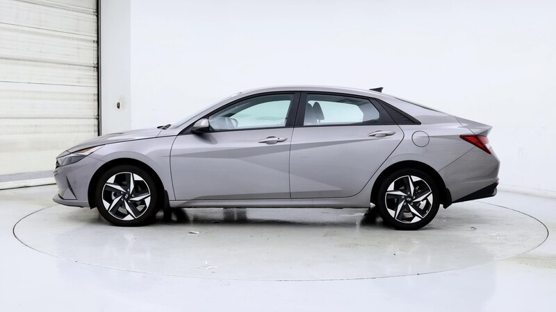 2023 Hyundai Elantra SEL 3