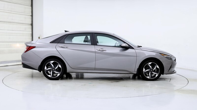 2023 Hyundai Elantra SEL 7