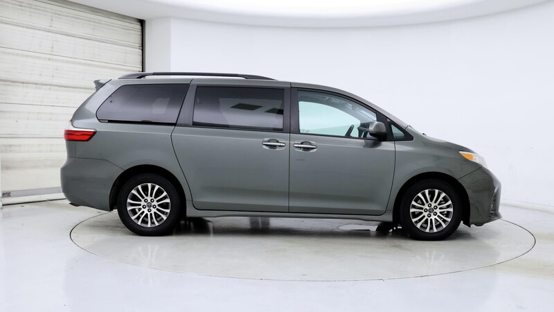 2018 Toyota Sienna XLE 7