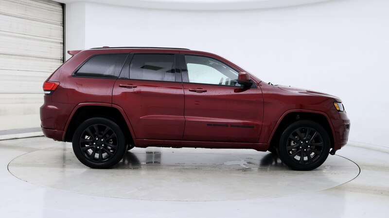 2022 Jeep Grand Cherokee Laredo 7