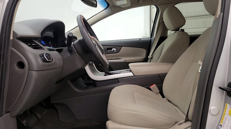 2014 Ford Edge SE 11