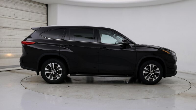 2022 Toyota Highlander XLE 7