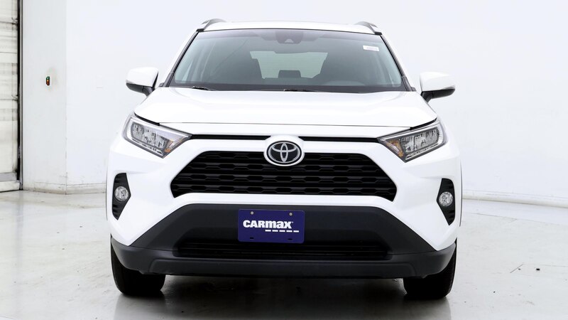 2020 Toyota RAV4 XLE 5