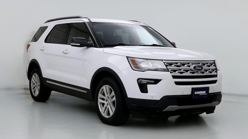 2019 Ford Explorer XLT Hero Image