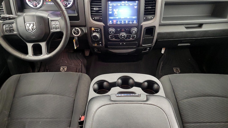 2019 RAM 1500 Classic Express 9