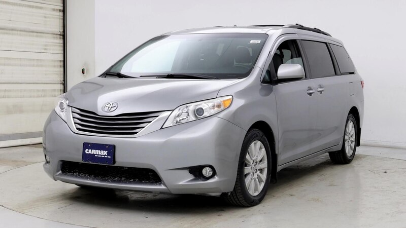 2017 Toyota Sienna XLE Premium 4