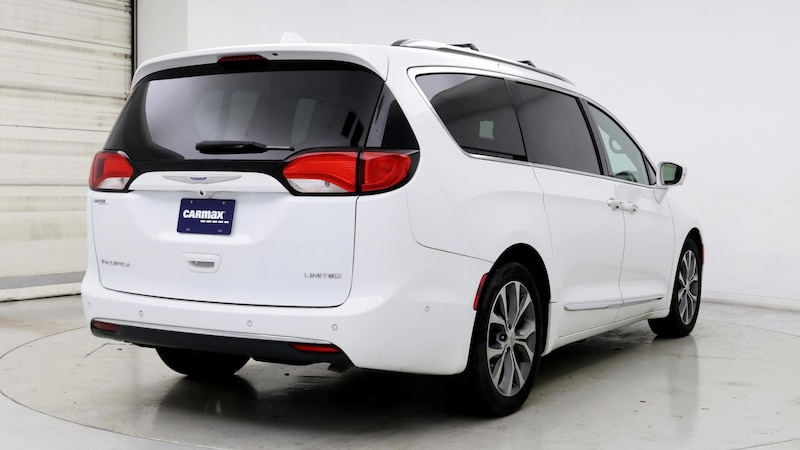 2018 Chrysler Pacifica Limited 8