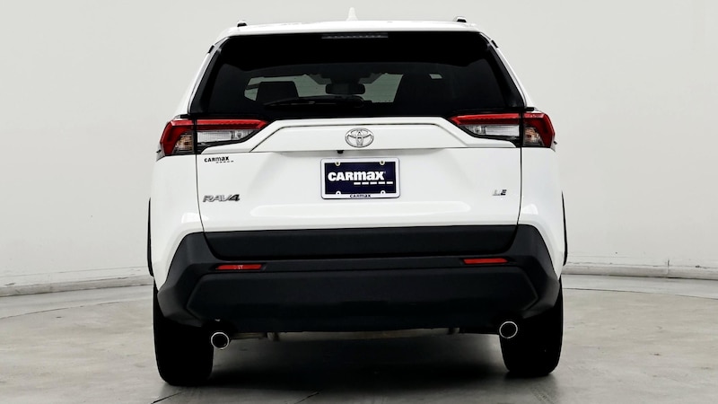 2019 Toyota RAV4 LE 6