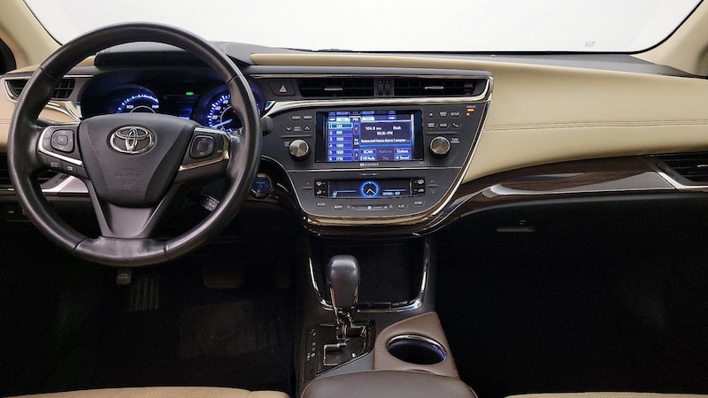 2013 Toyota Avalon Limited 9