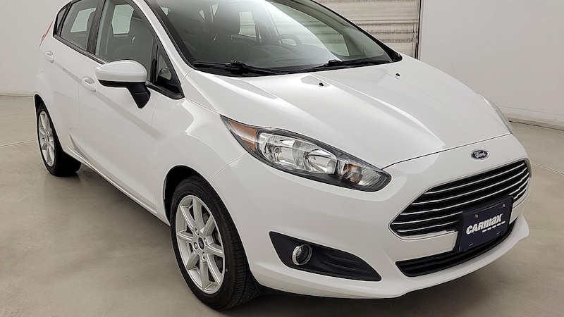 2019 Ford Fiesta SE Hero Image