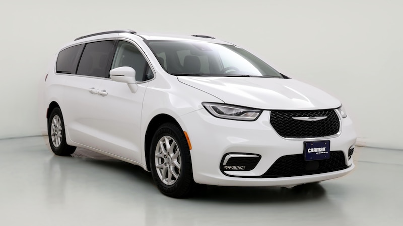 2022 Chrysler Pacifica Touring L Hero Image