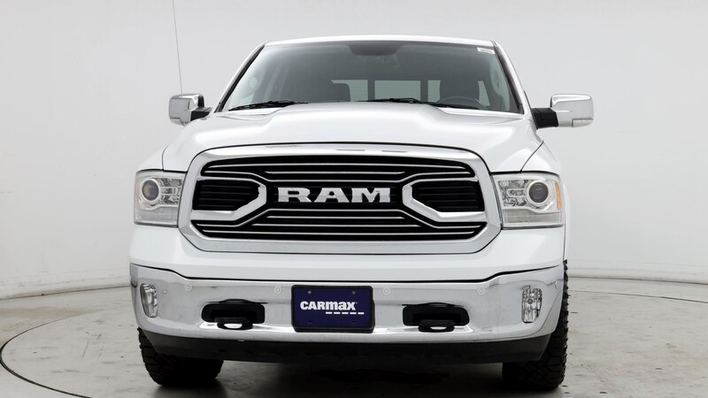 2019 RAM 1500 Classic Laramie 5