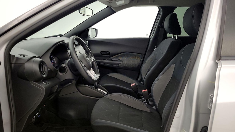 2019 Nissan Kicks S 11