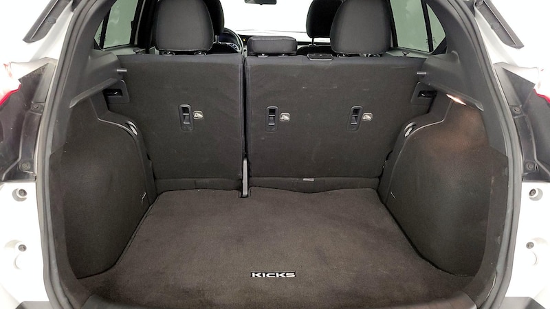 2019 Nissan Kicks S 20