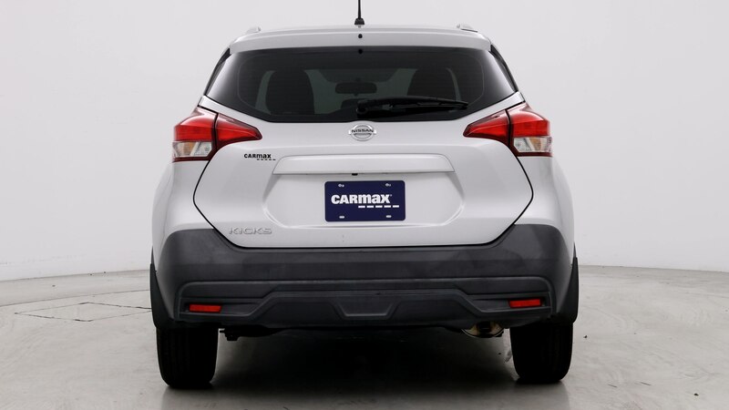 2019 Nissan Kicks S 6