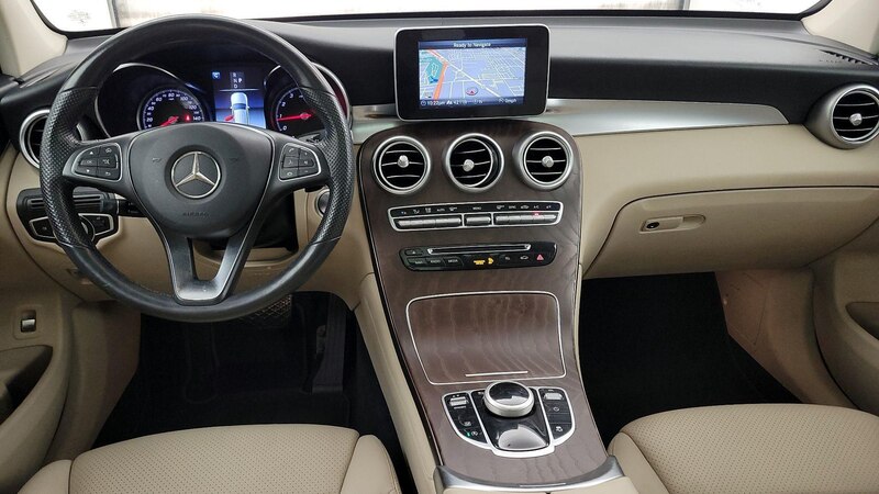 2019 Mercedes-Benz GLC 300 9