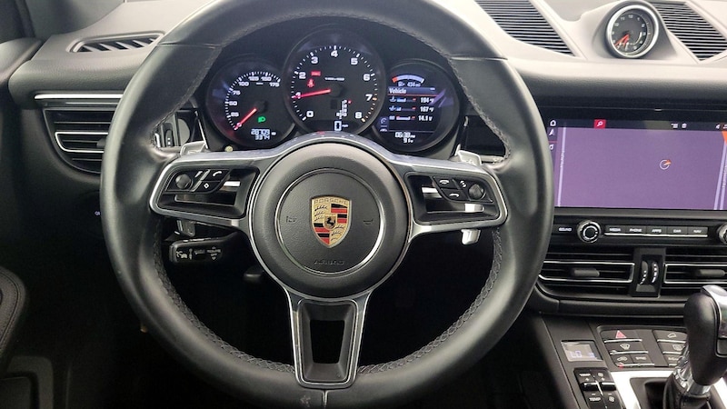 2019 Porsche Macan  10