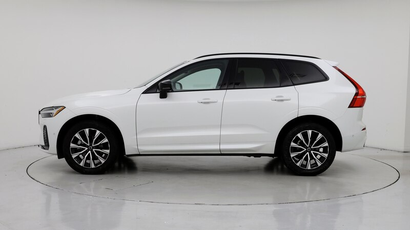 2023 Volvo XC60 B5 Plus 3