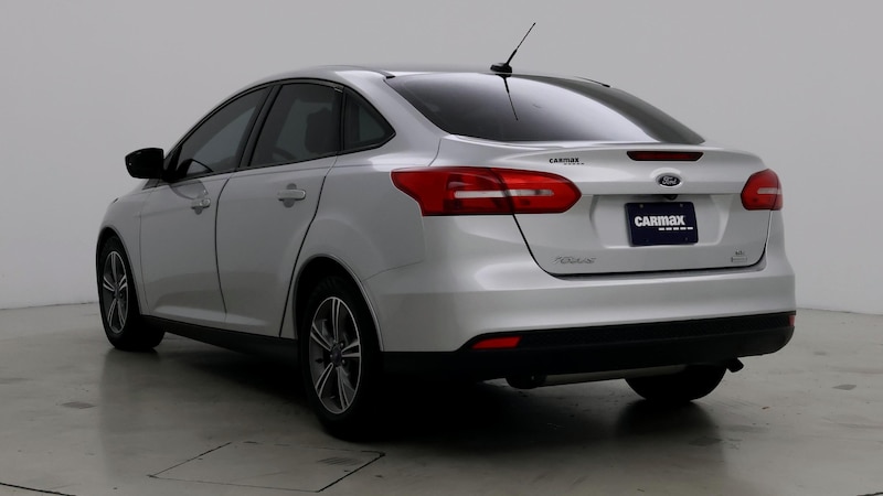 2018 Ford Focus SE 2