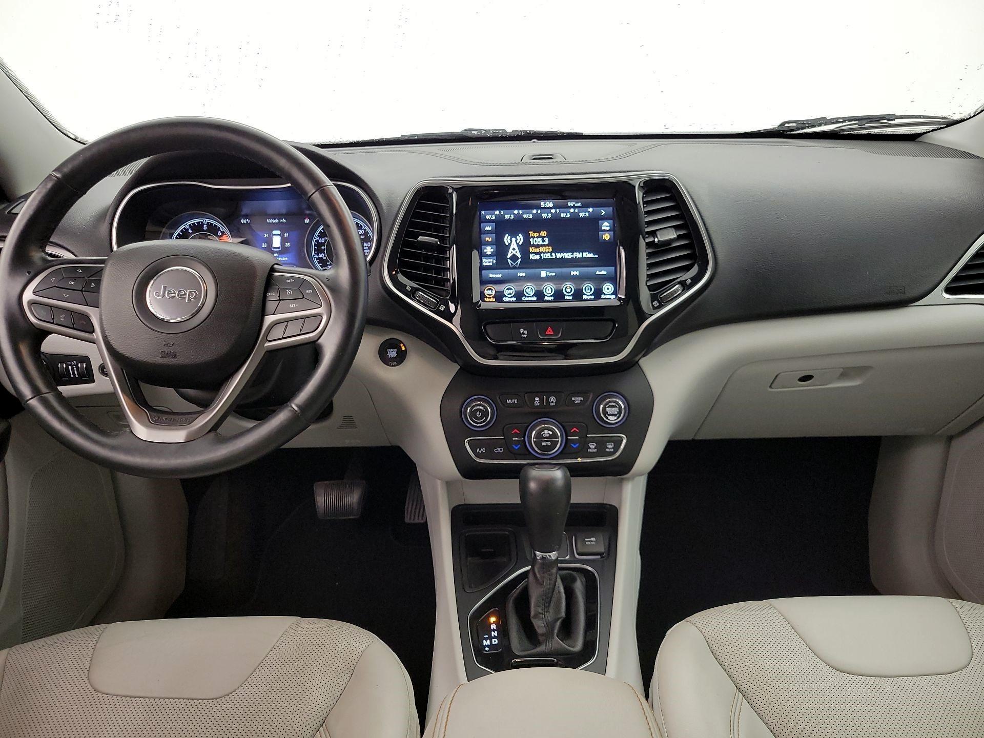 Thumbnail: 2019 Jeep Cherokee - 9