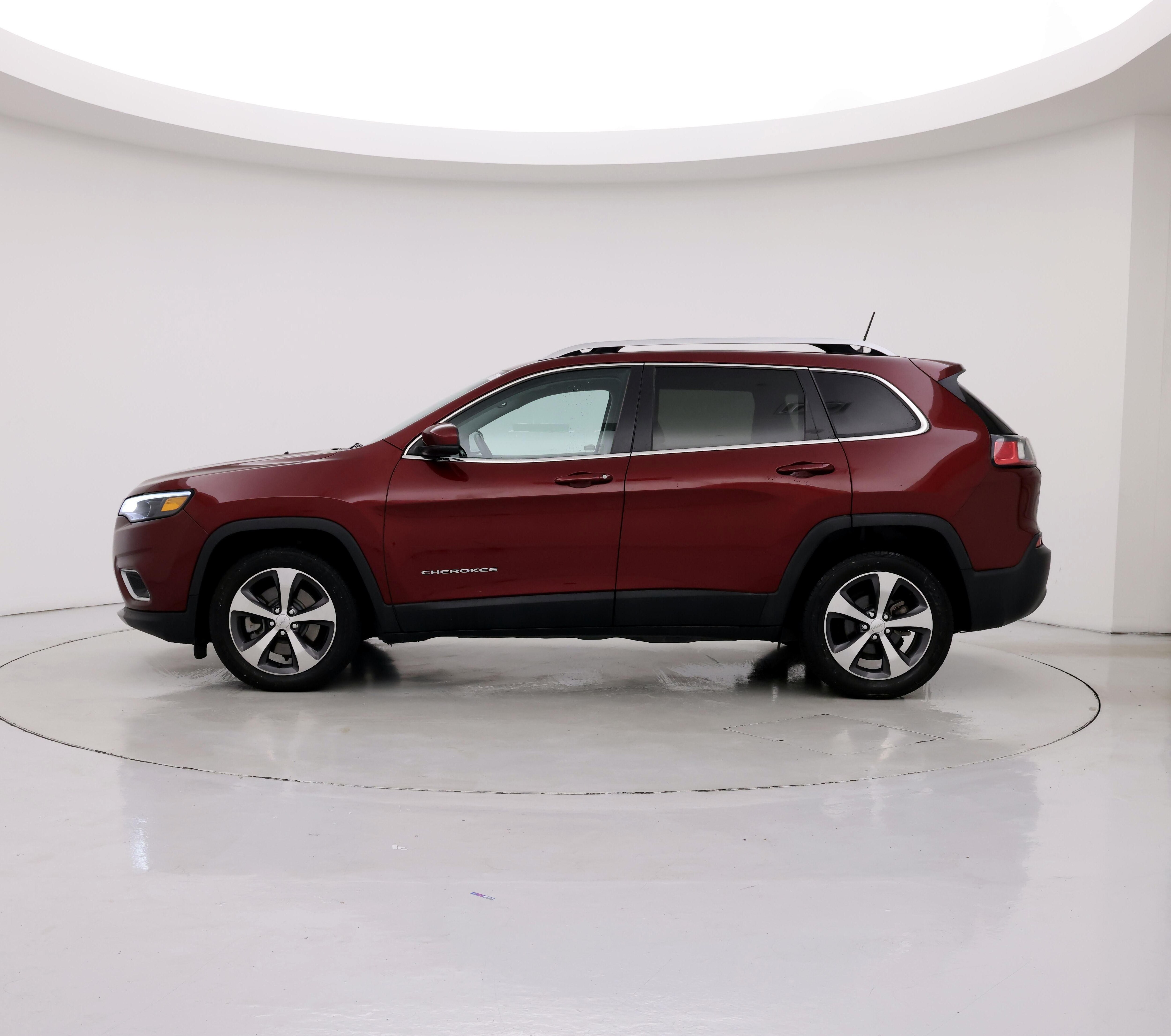 Thumbnail: 2019 Jeep Cherokee - 3