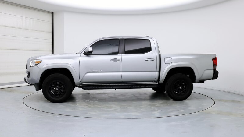 2022 Toyota Tacoma SR5 3